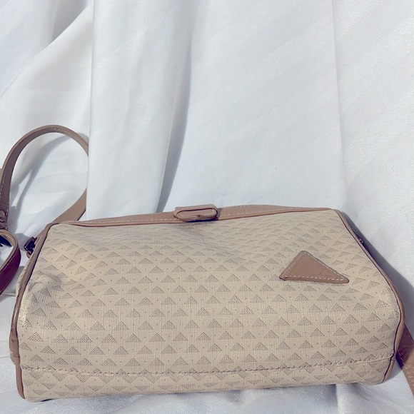 Vintage 80’s Liz Claiborne Genuine Leather Trim Purse - Picture 8 of 15